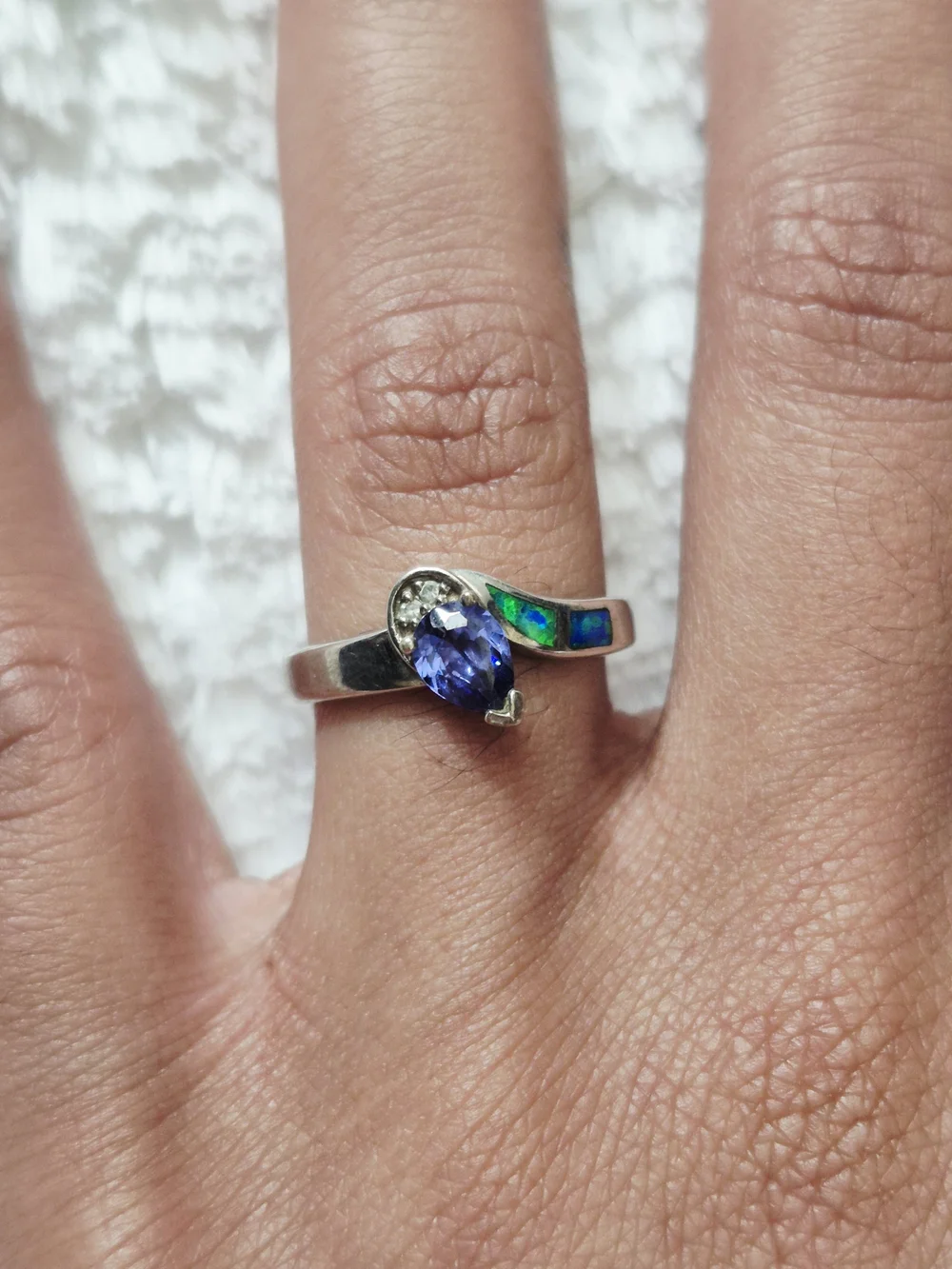 Vintage Sterling Silver Tanzanite & Australian Opal Inlay Ring